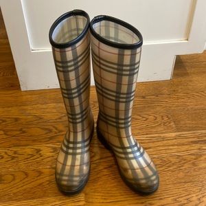 Burberry rain boots